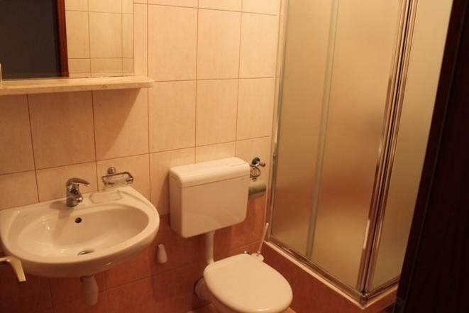 Apartment Irena Бол Екстер'єр фото